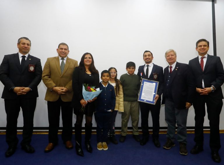 Municipalidad de Curicó rindió homenaje a la Policía de Investigaciones de Chile