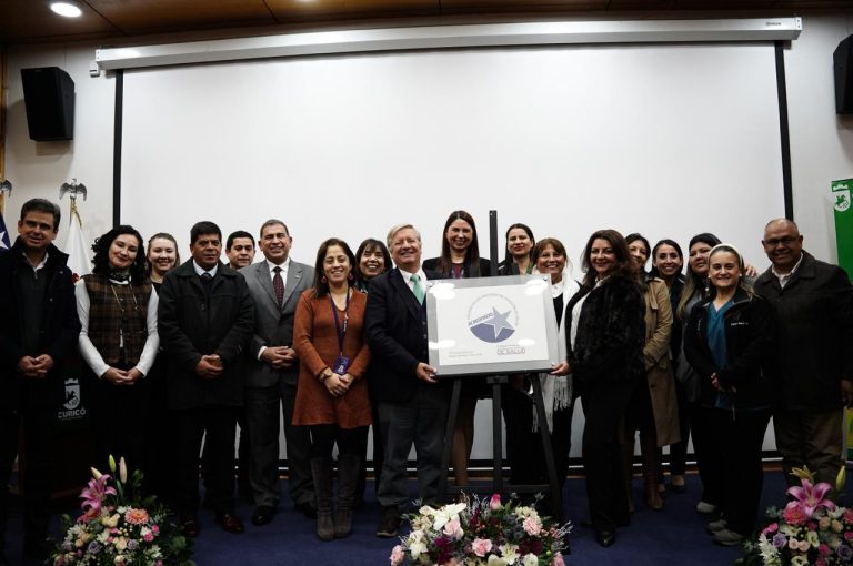 CESFAM A.S Betty Muñoz Arce recibe acreditación de calidad