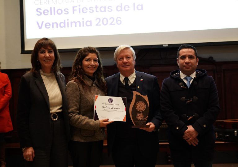 Curicó celebra al vino y recibe el Sello Vendimia 2026, reconocimiento a la calidad de su gran fiesta