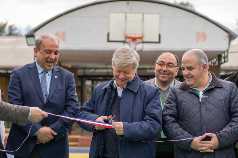 Liceo Bicentenario Politécnico Curicó inaugura moderna infraestructura deportiva y realiza asunción de gobierno estudiantil