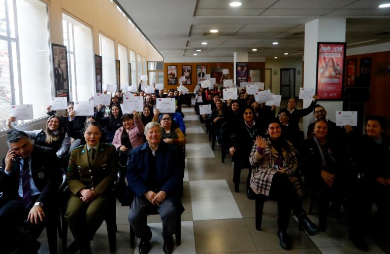 Programa de Prevención de las Violencias de Género de Curicó realizó ceremonia de certificación