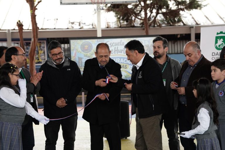 Inauguran obras de reposición en escuela Padre Alberto Hurtado de Curicó